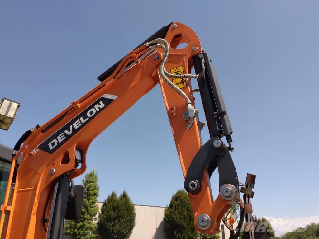 Develon DX 27 Z-7 Mini excavators < 7t (Mini diggers)