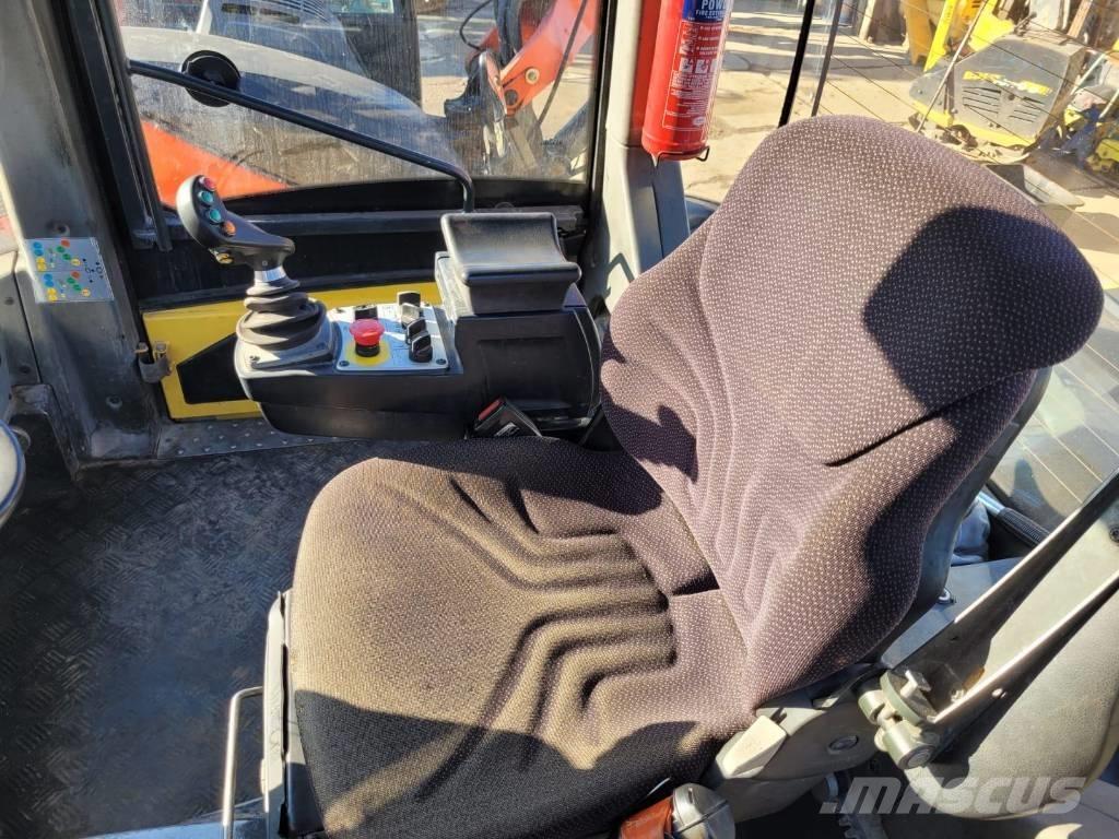 Bomag BW 151 AD-5 Twin drum rollers