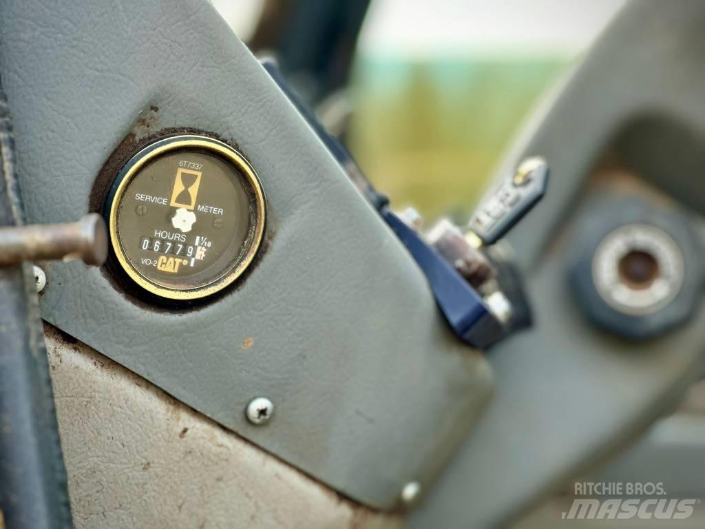 CAT TH 62 Telescopic handlers