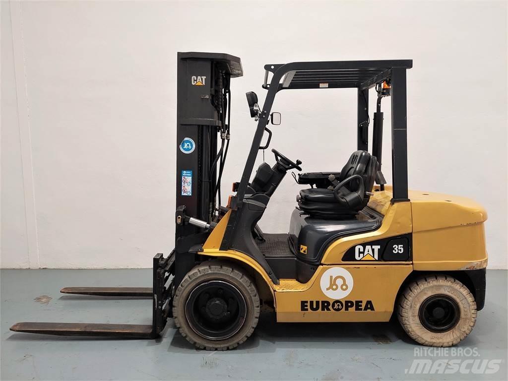 CAT DP35NTD Diesel trucks