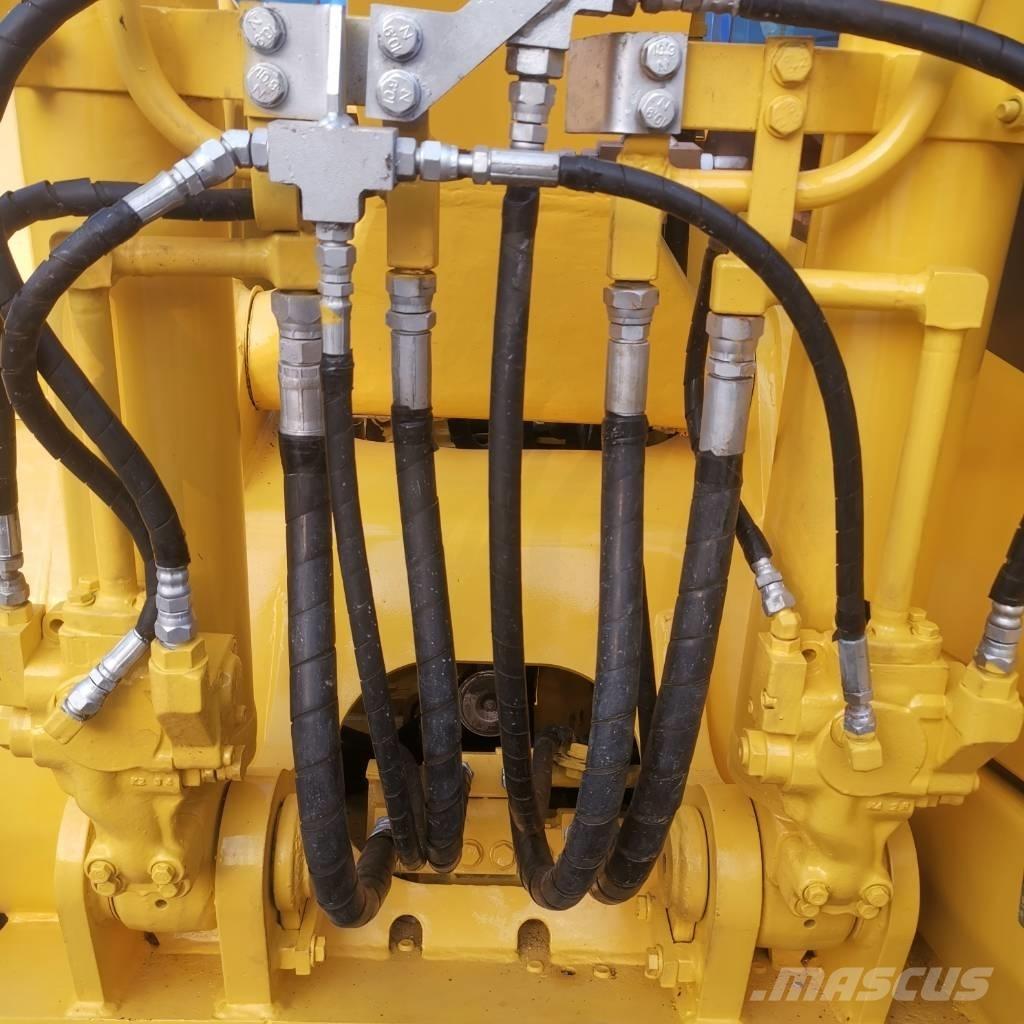 Komatsu PC 130 Crawler excavators