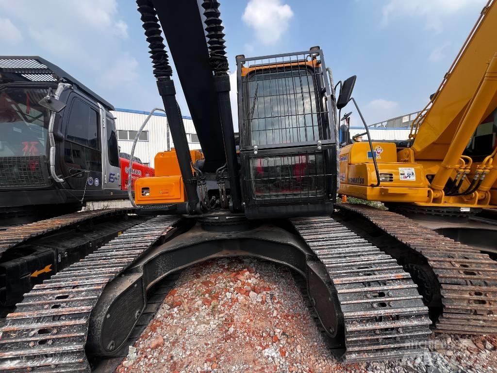 Hyundai HX 220HD Crawler excavators