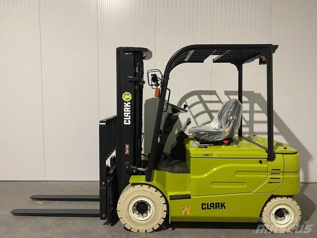 Clark GEX30 Electric forklift trucks