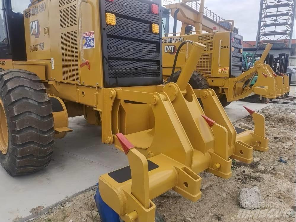 CAT 140 H Graders
