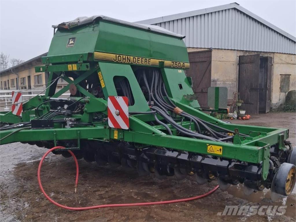 John Deere 750 A Agriculture - Others