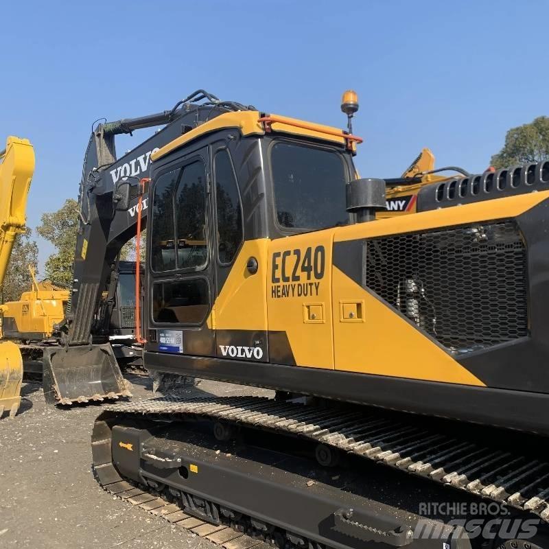 Volvo EC 240 Crawler excavators