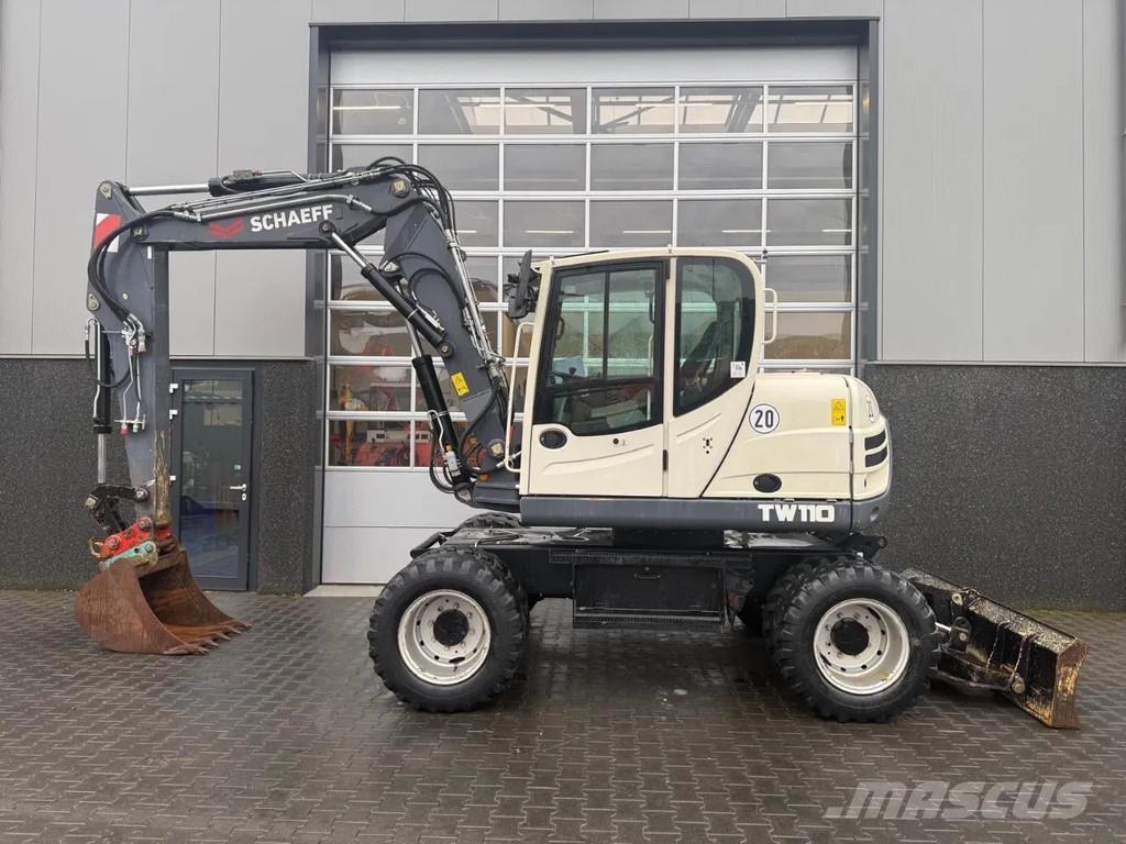Terex TW110 Midi excavators  7t - 12t