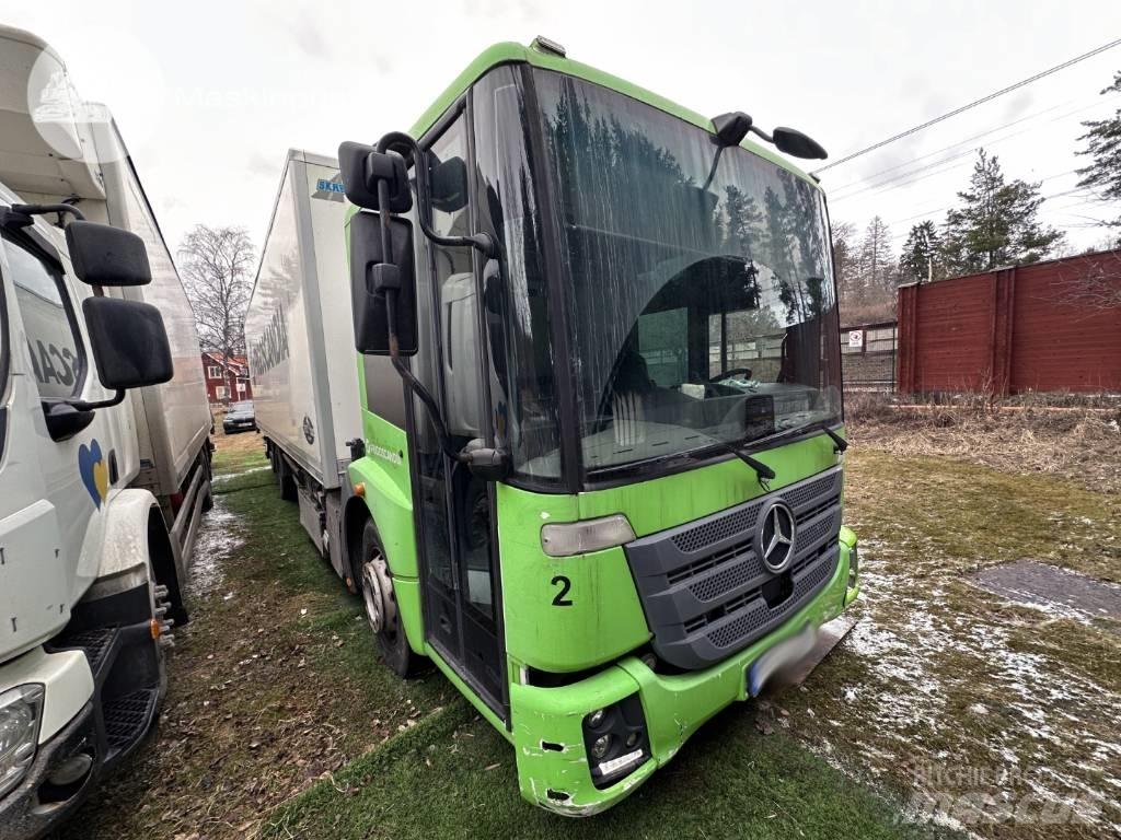 Mercedes-Benz Econic Box body trucks
