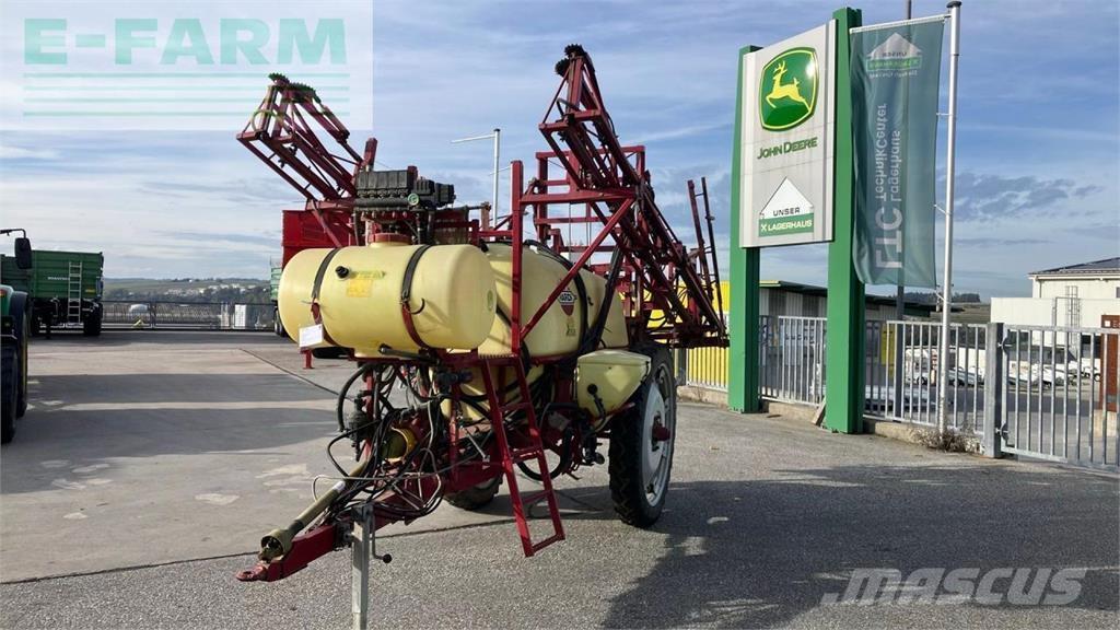 Hardi Commander Trailed sprayers