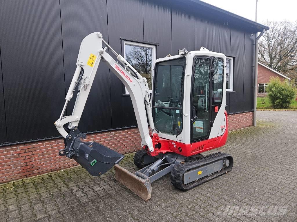 Takeuchi TB216 Mini excavators < 7t (Mini diggers)