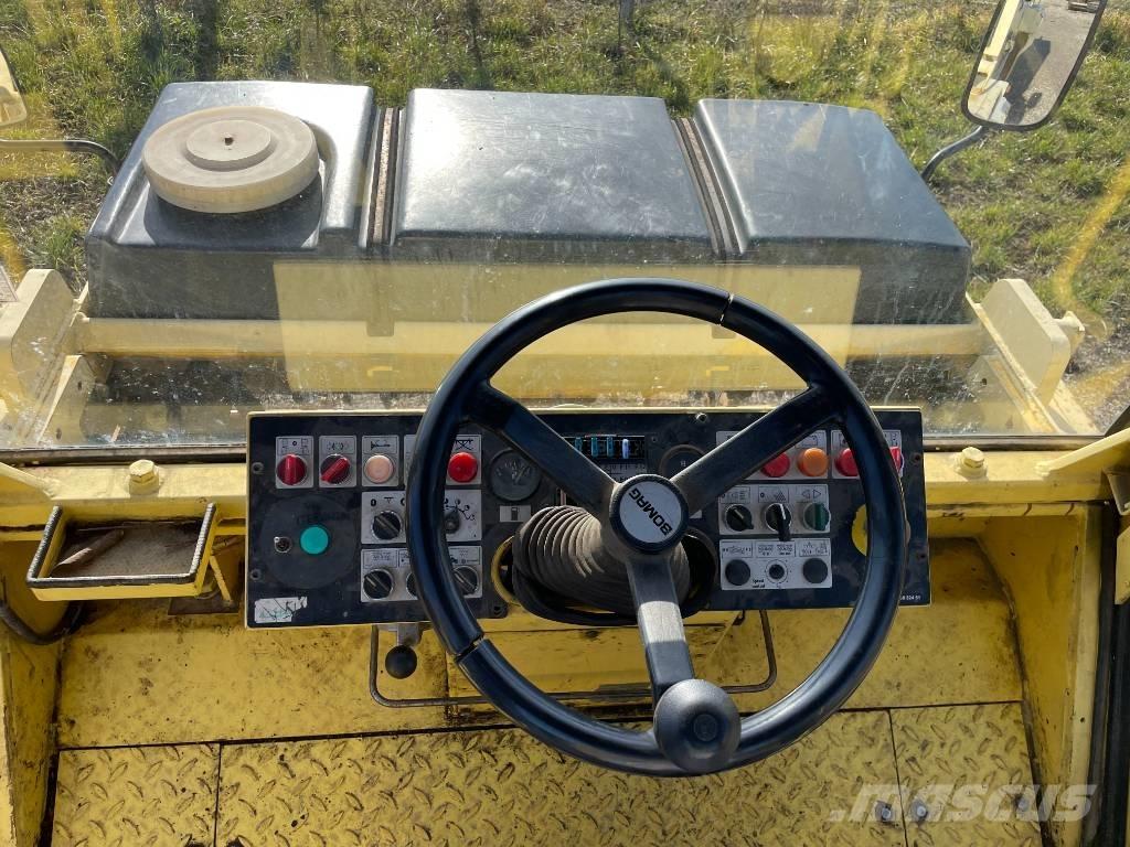 Bomag BW 154 AD-2 Twin drum rollers
