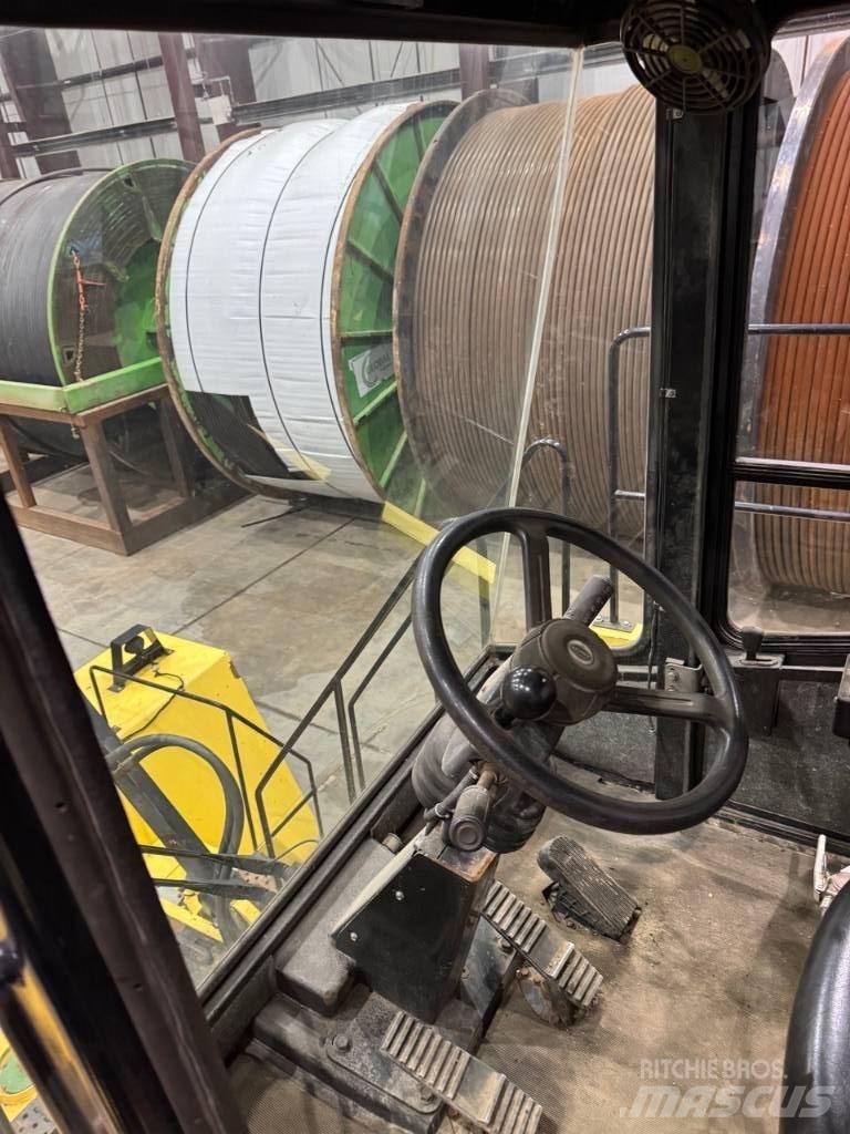 Hoist P 1050 Forklift trucks - others