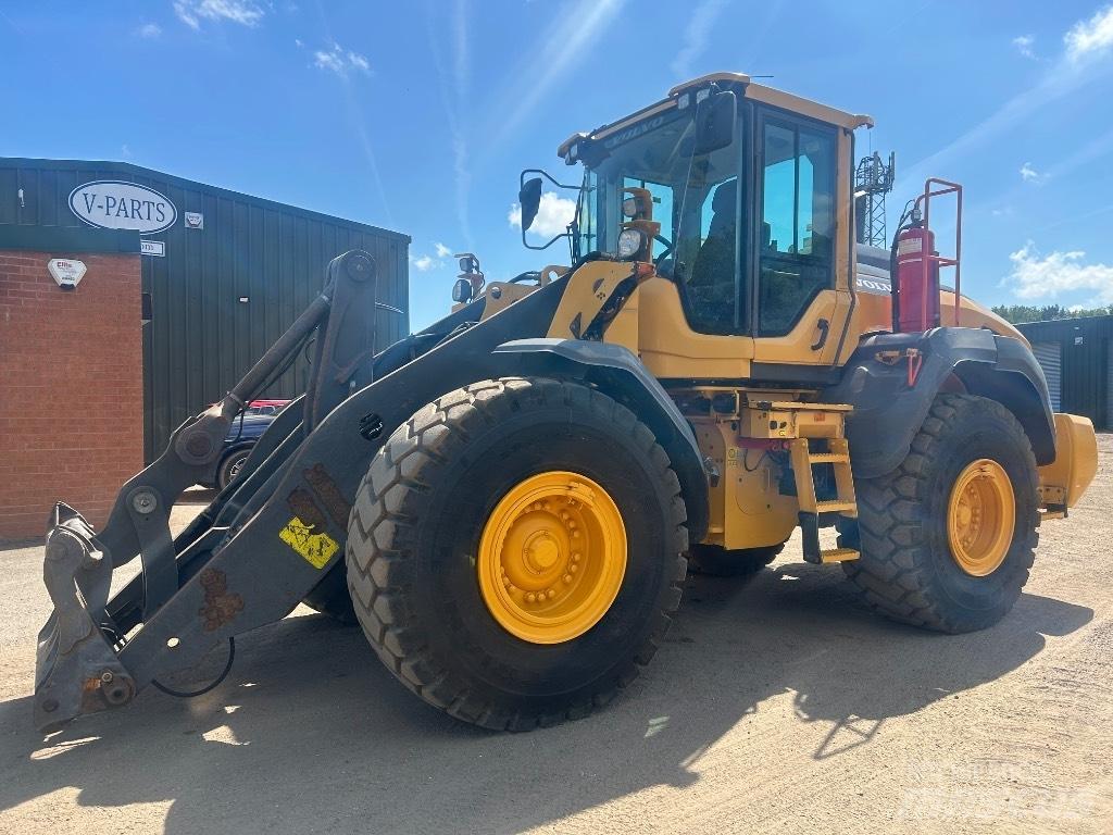 Volvo L110H L/Boom Wheel loaders