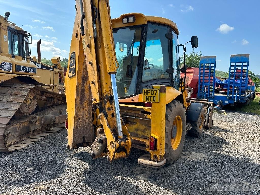 JCB 3 CX Backhoe loaders