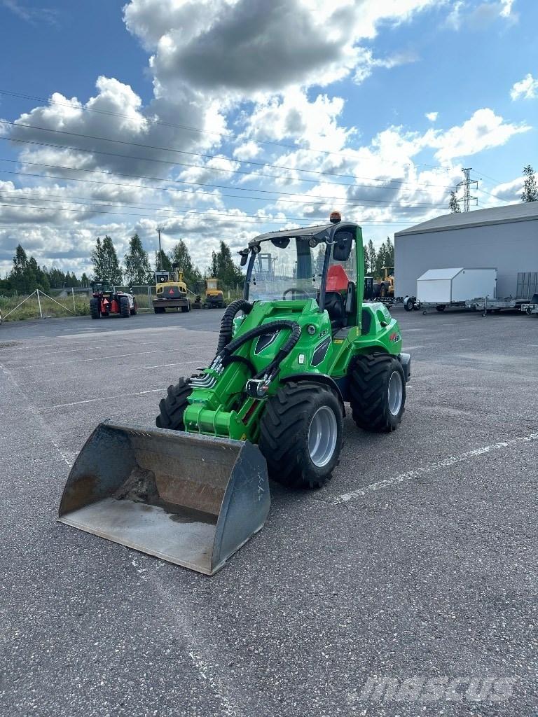 Avant 860 i Mini loaders