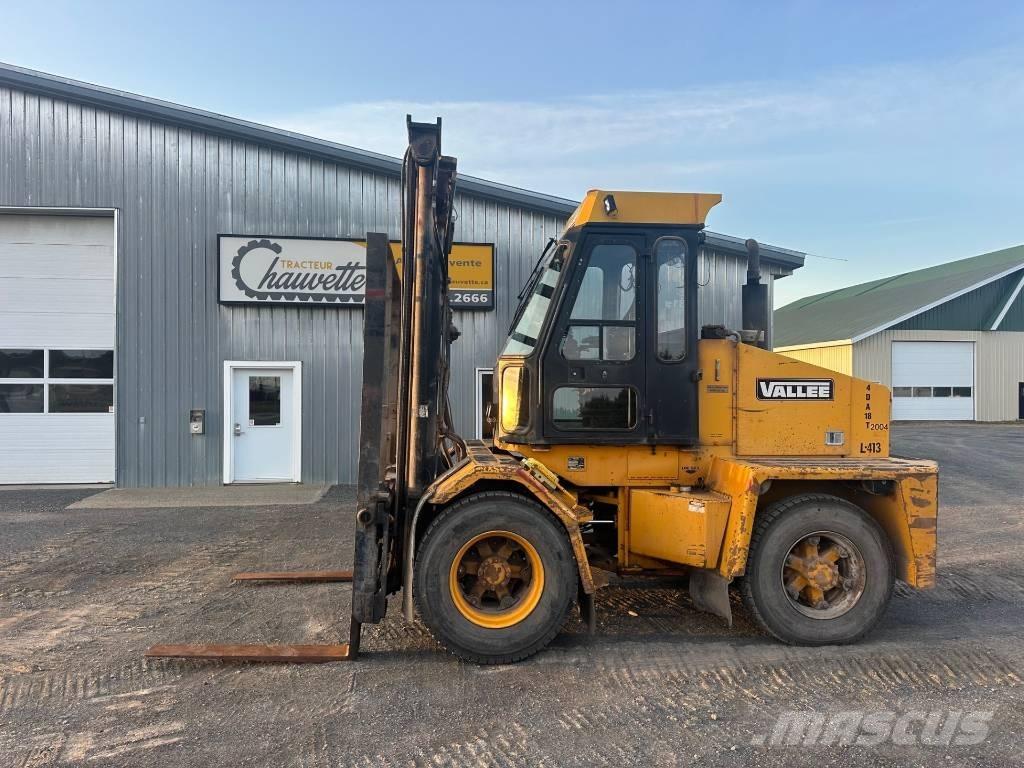 Vallee 4DA18T Rough terrain trucks