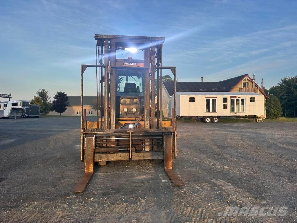 Vallee 4DA18T Rough terrain trucks