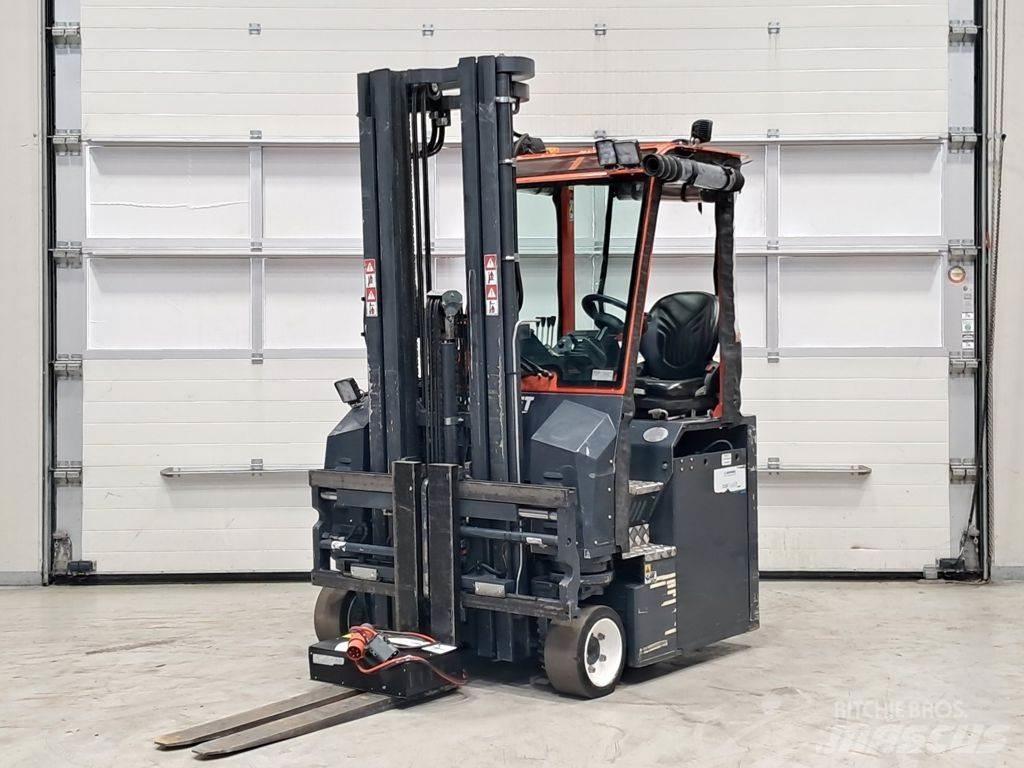Combilift CBE2500 Sideloaders