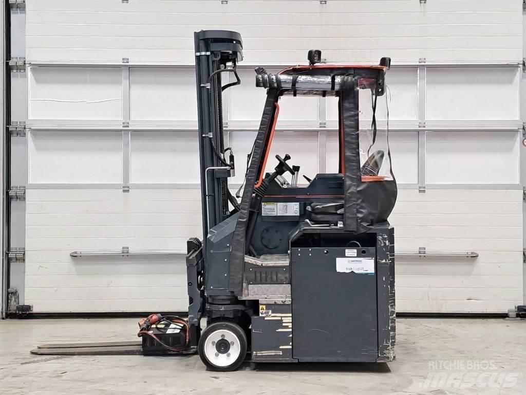 Combilift CBE2500 Sideloaders