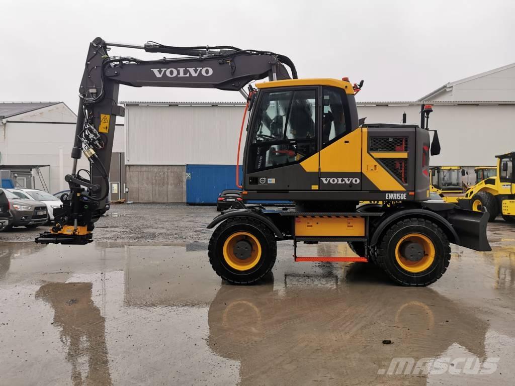 Volvo EWR 150 E Wheeled excavators