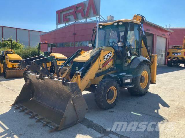 JCB 3 CX Backhoe loaders