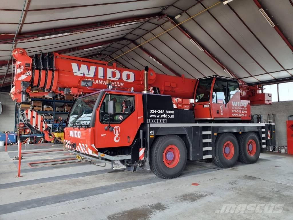 Liebherr LTM 1055-1 All terrain cranes