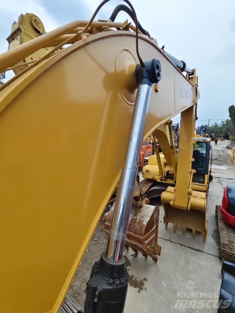 CAT 320 D Crawler excavators