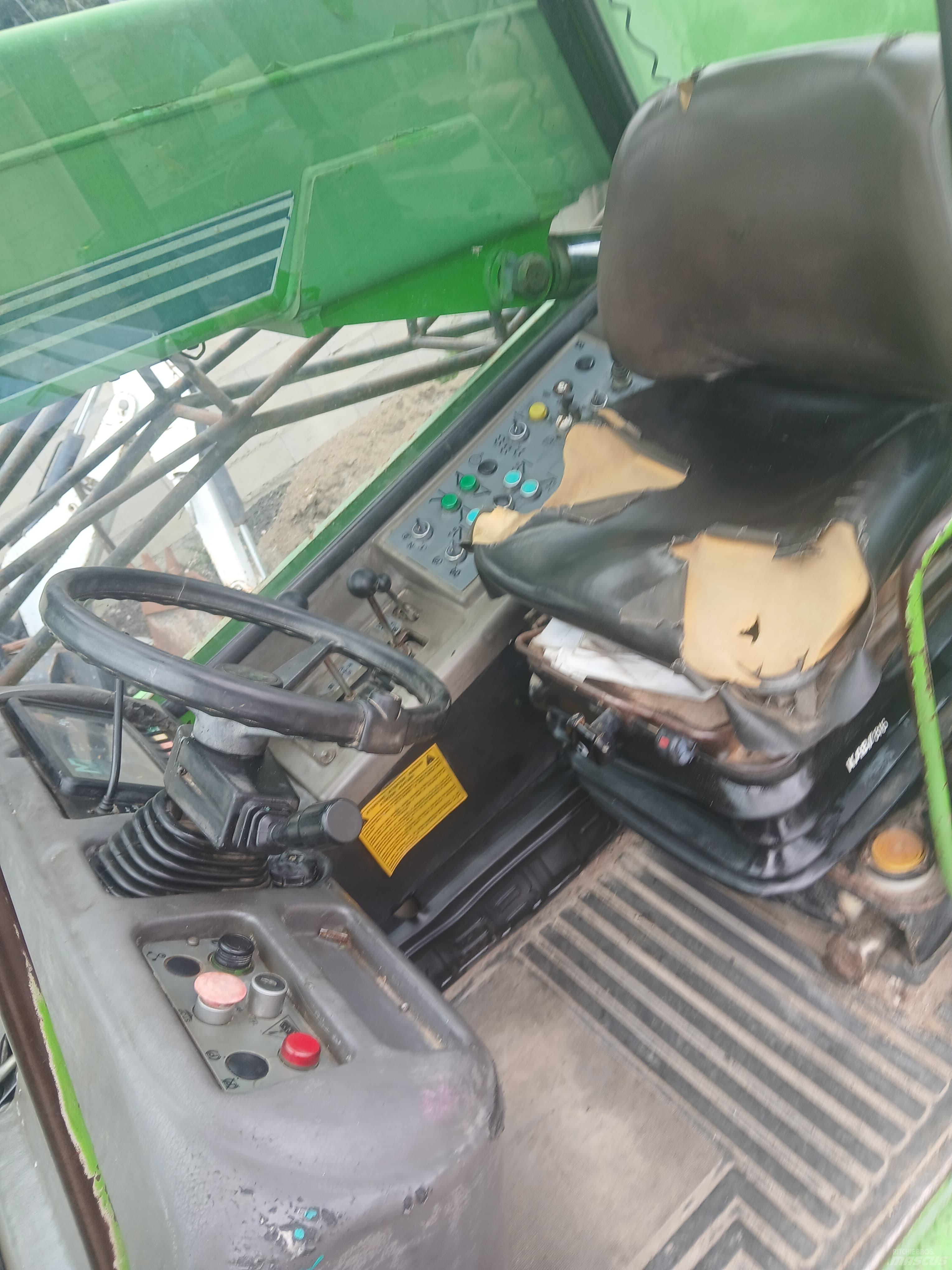 Merlo Roto 30.16 EV Telescopic handlers