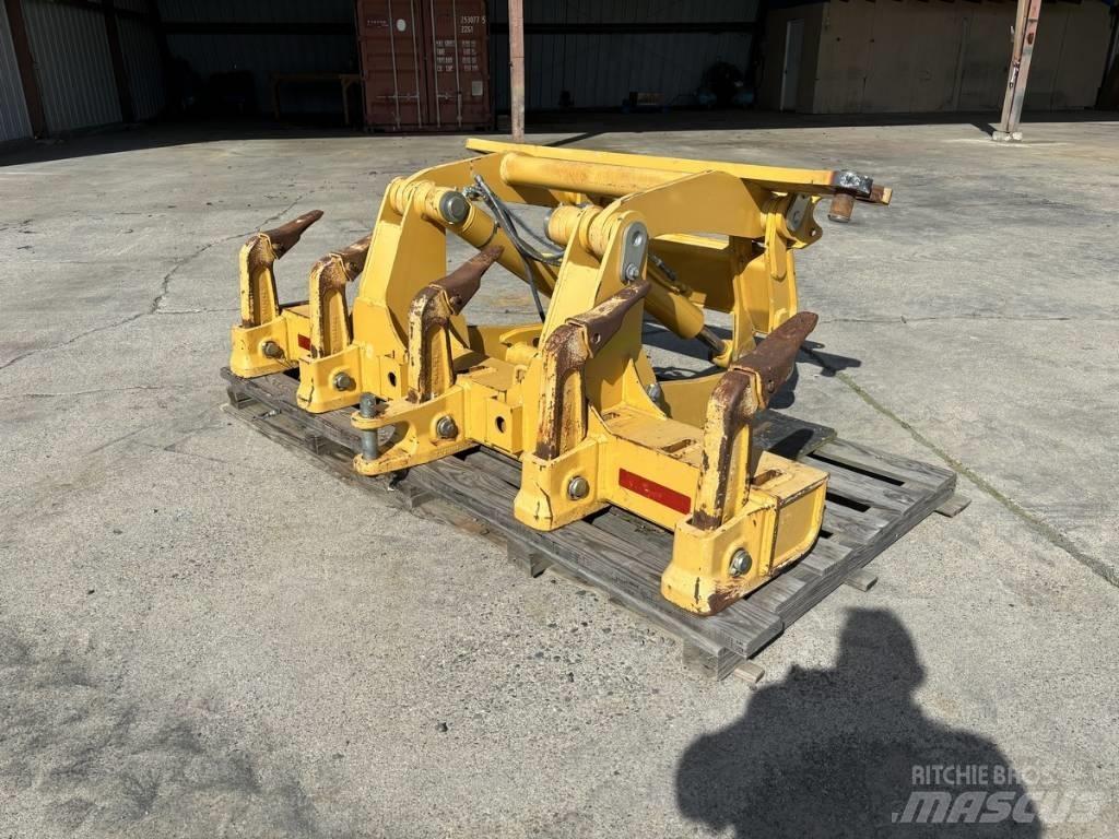 DEERE 770G Other components