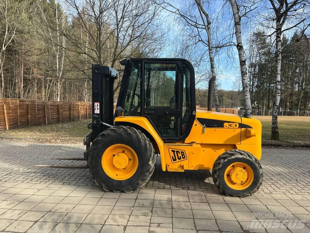 JCB 930 Rough terrain trucks