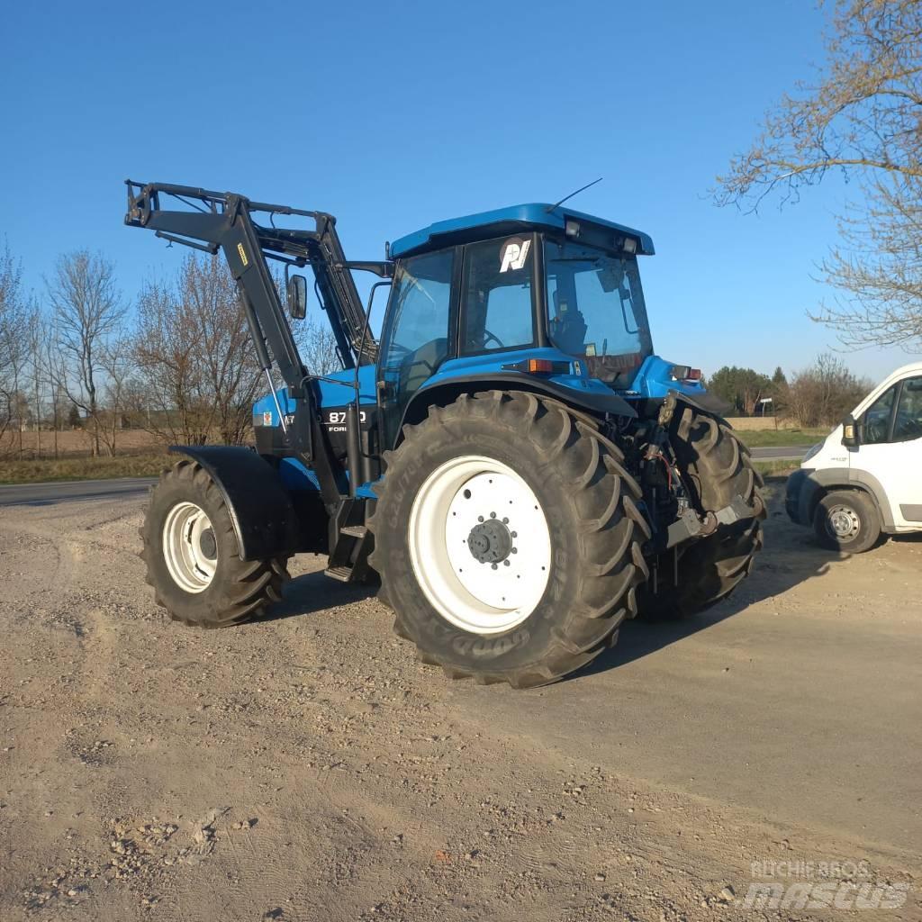 New Holland 8770 Tractors