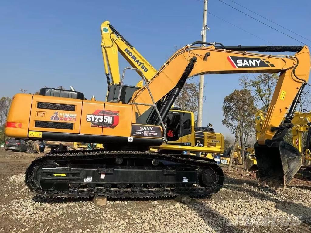Sany SY 235 Crawler excavators