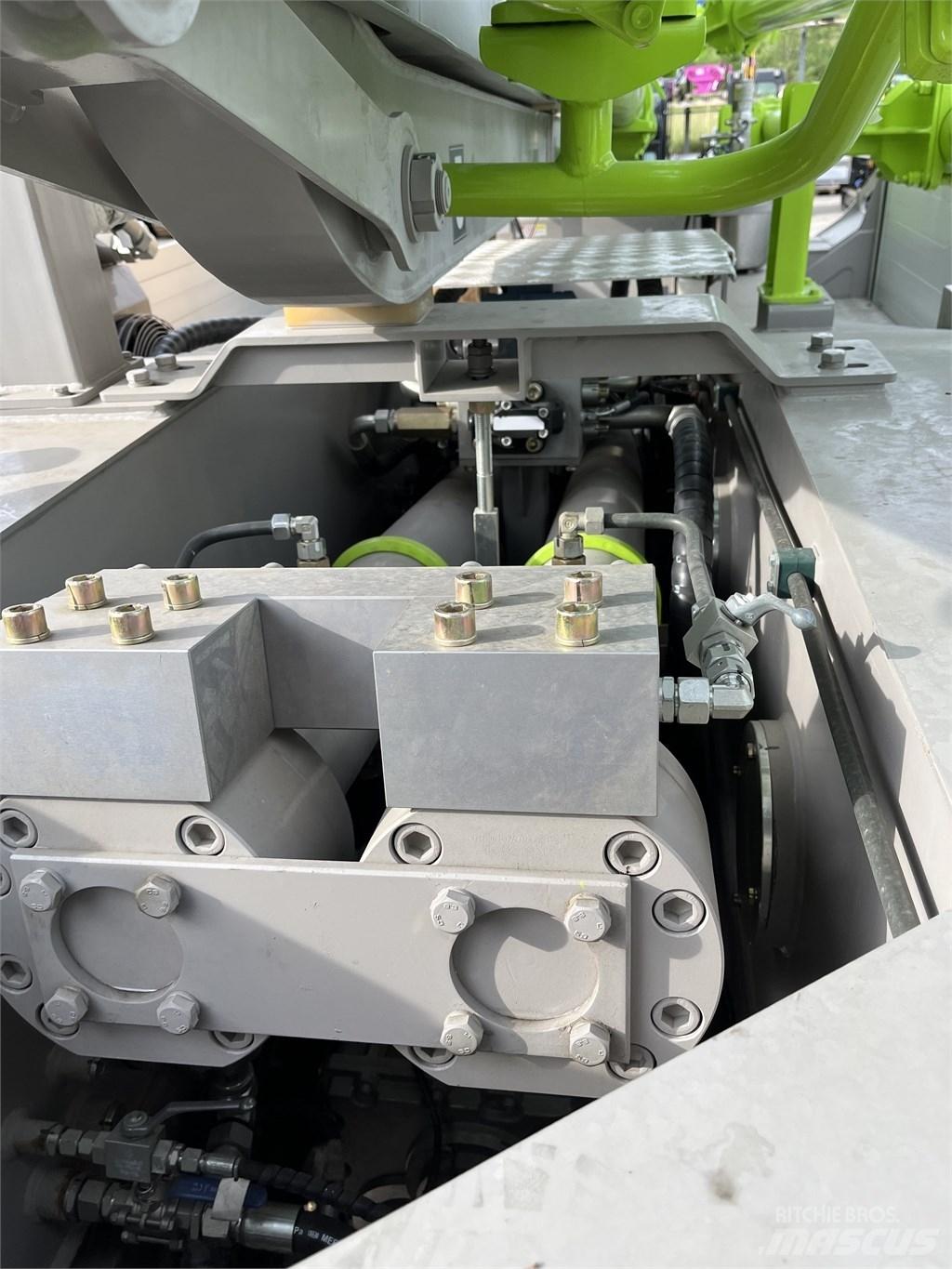 Zoomlion ZL 36 Concrete pump trucks