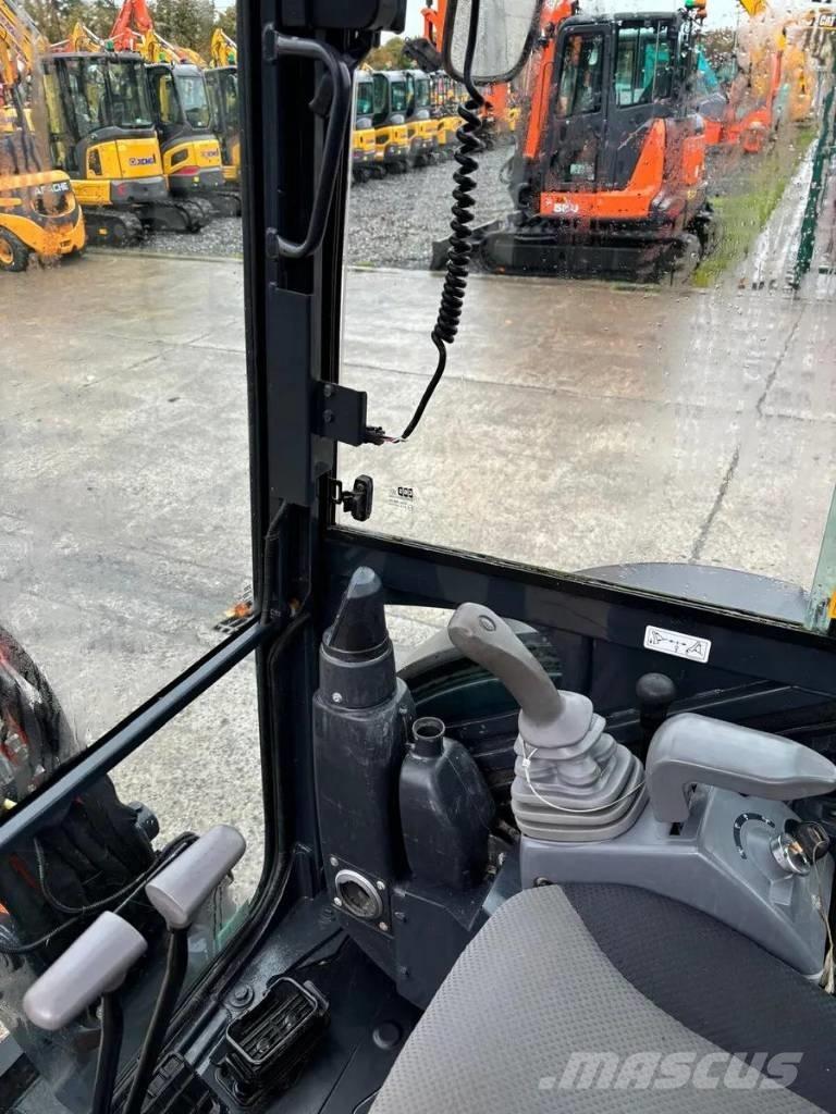 Hitachi ZX26U-6CR Mini excavators < 7t (Mini diggers)