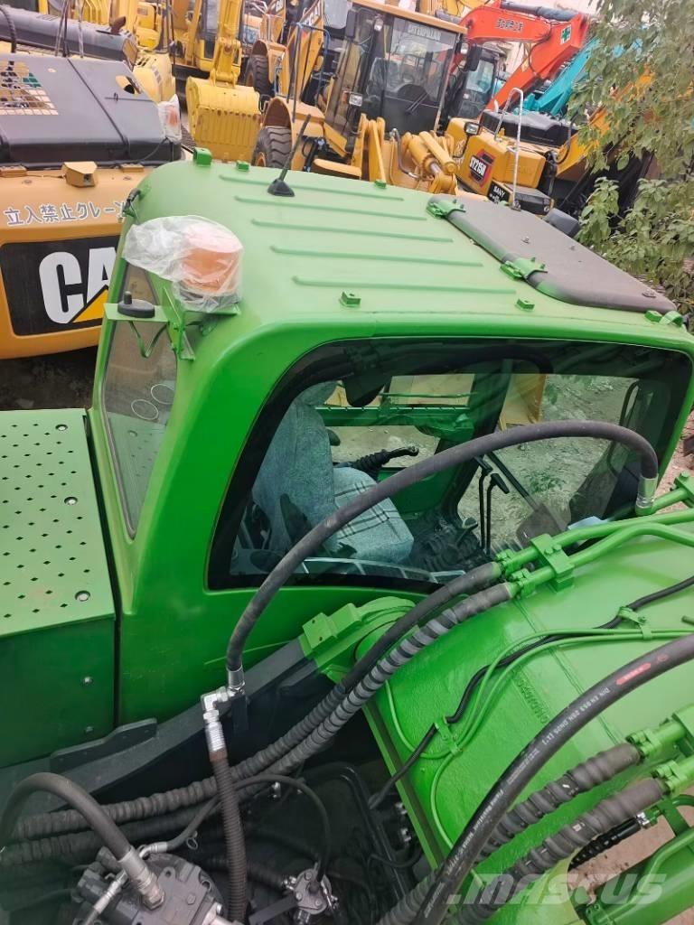 Hyundai R 305 LC-9T Crawler excavators