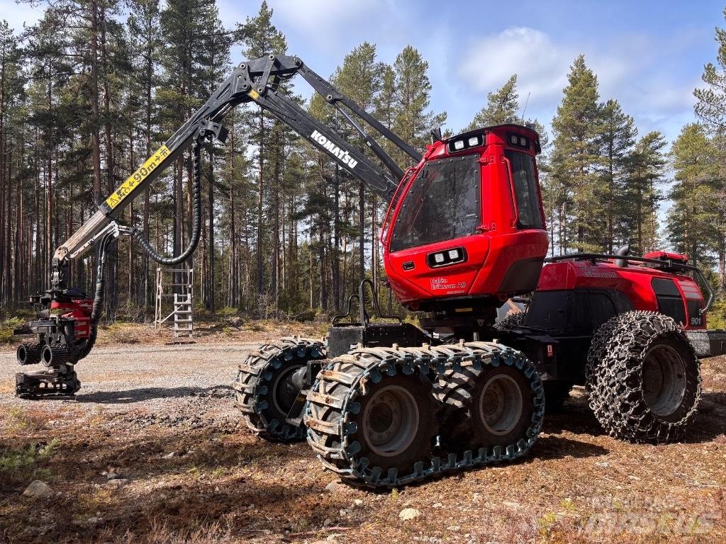 Komatsu 901 Harvesters