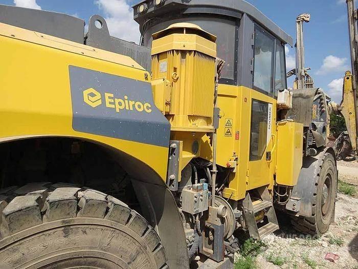 Epiroc E2C Surface drill rigs