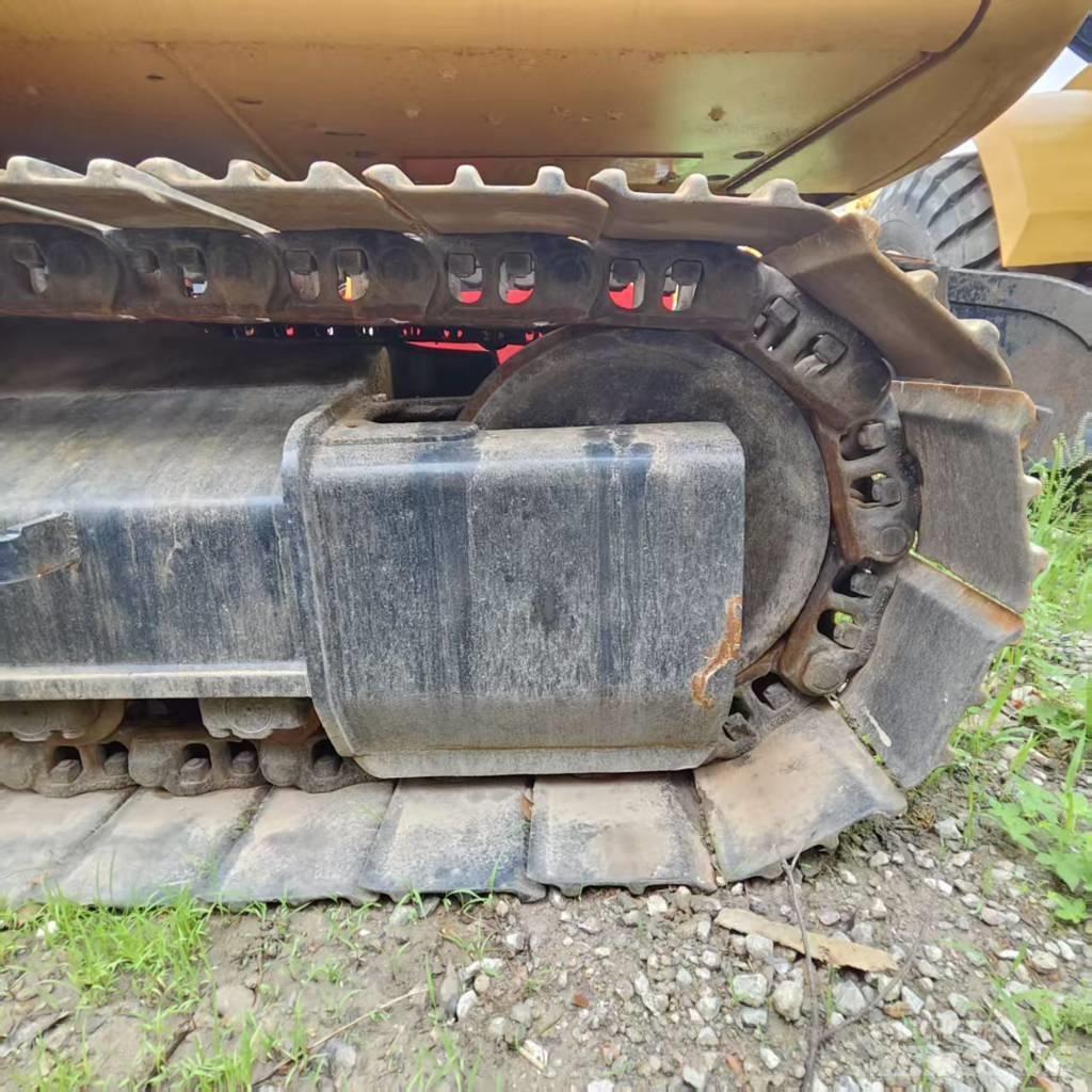 CAT 320 C L Crawler excavators