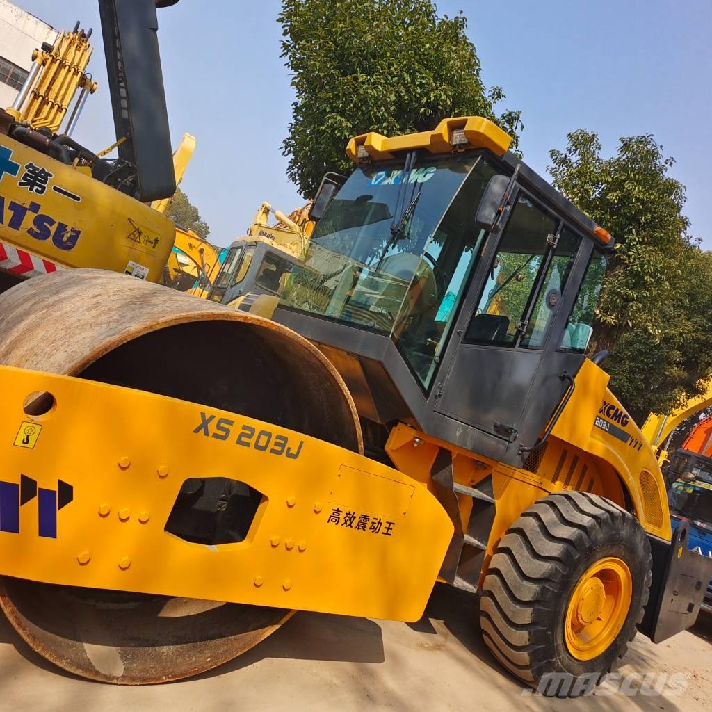 XCMG XS 203 J Crawler excavators