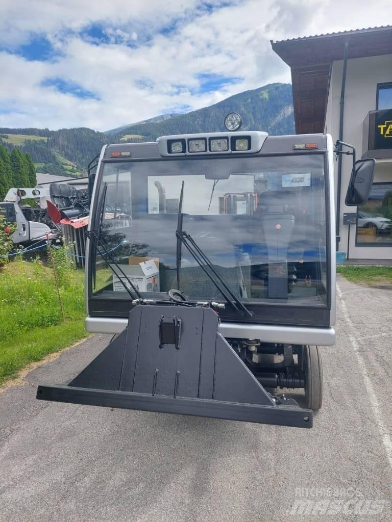 Prinoth Husky Construction - Others