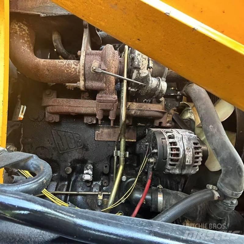 JCB 4 CX Backhoe loaders