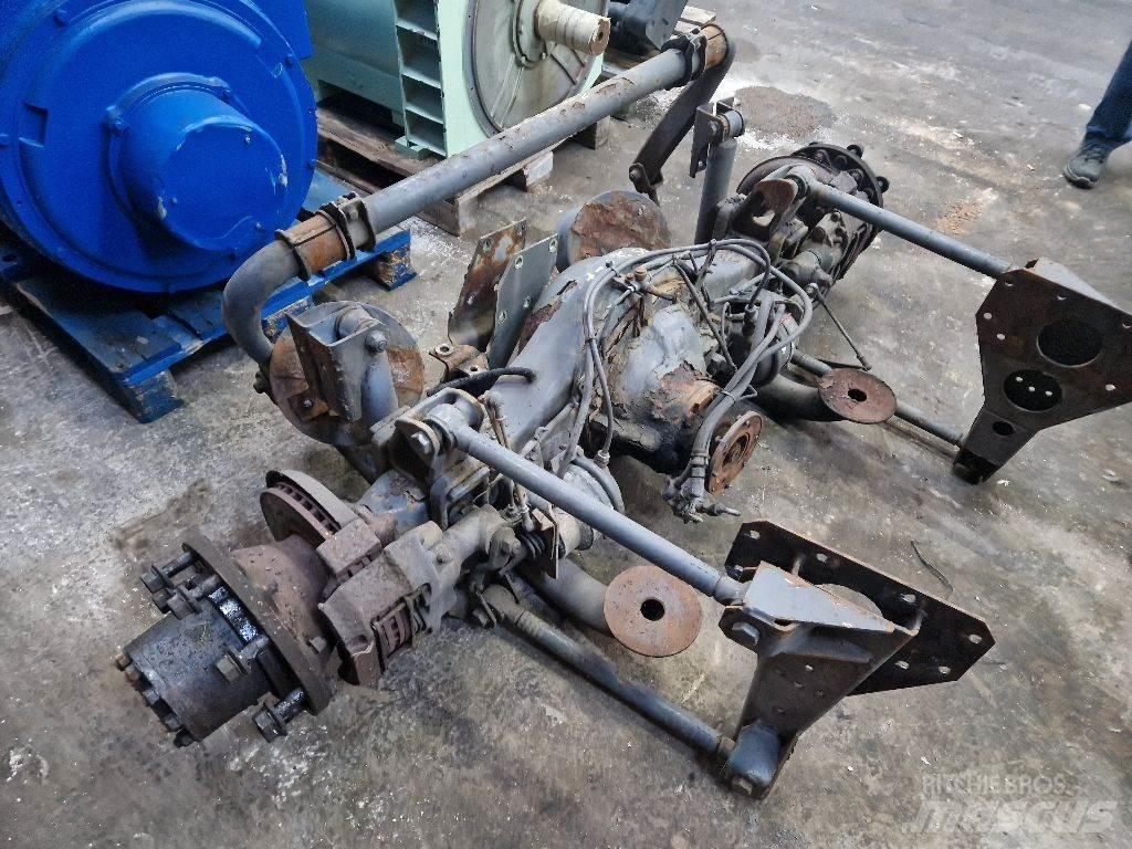 Volvo FL 6 Axles