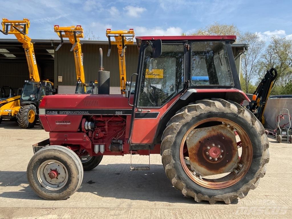Case IH 695 Tractors