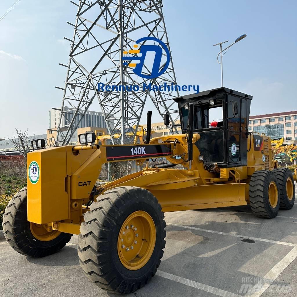 CAT 140K Graders