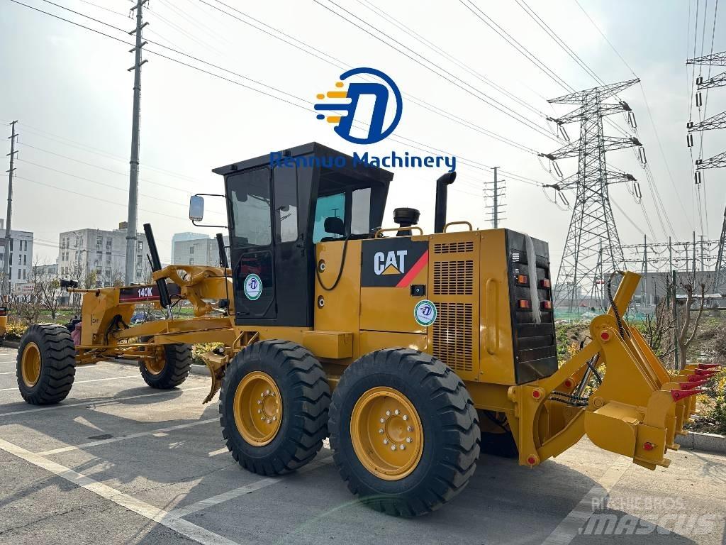 CAT 140K Graders