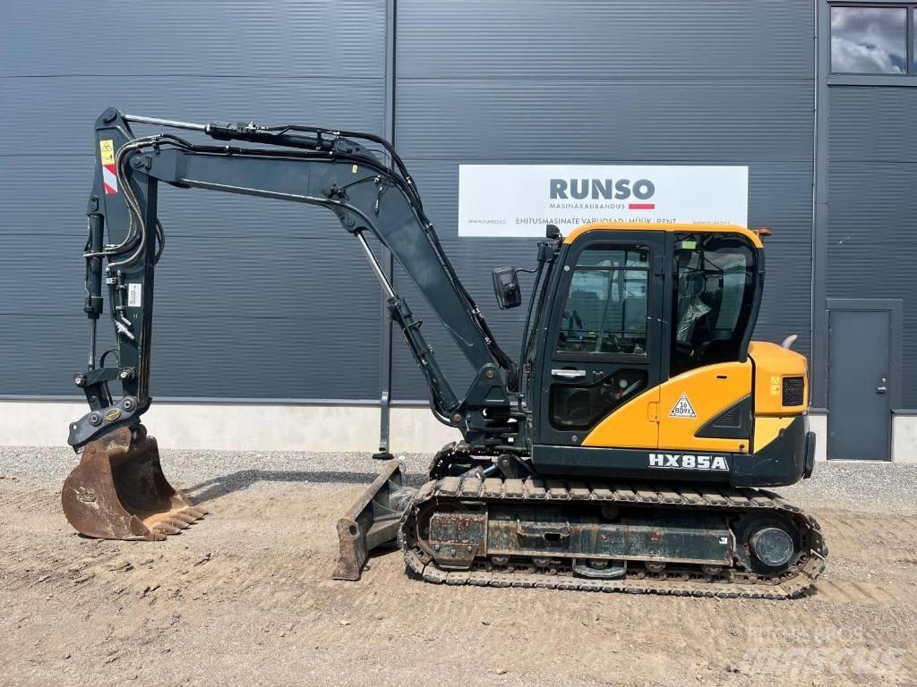 Hyundai HX 85 A Midi excavators  7t - 12t