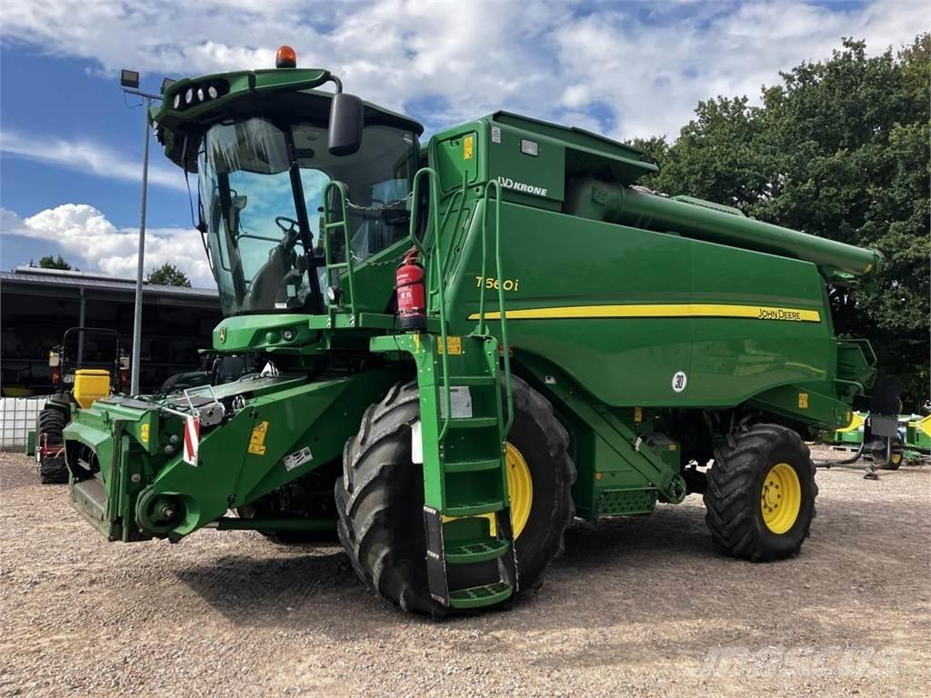 John Deere T660 Combine harvesters