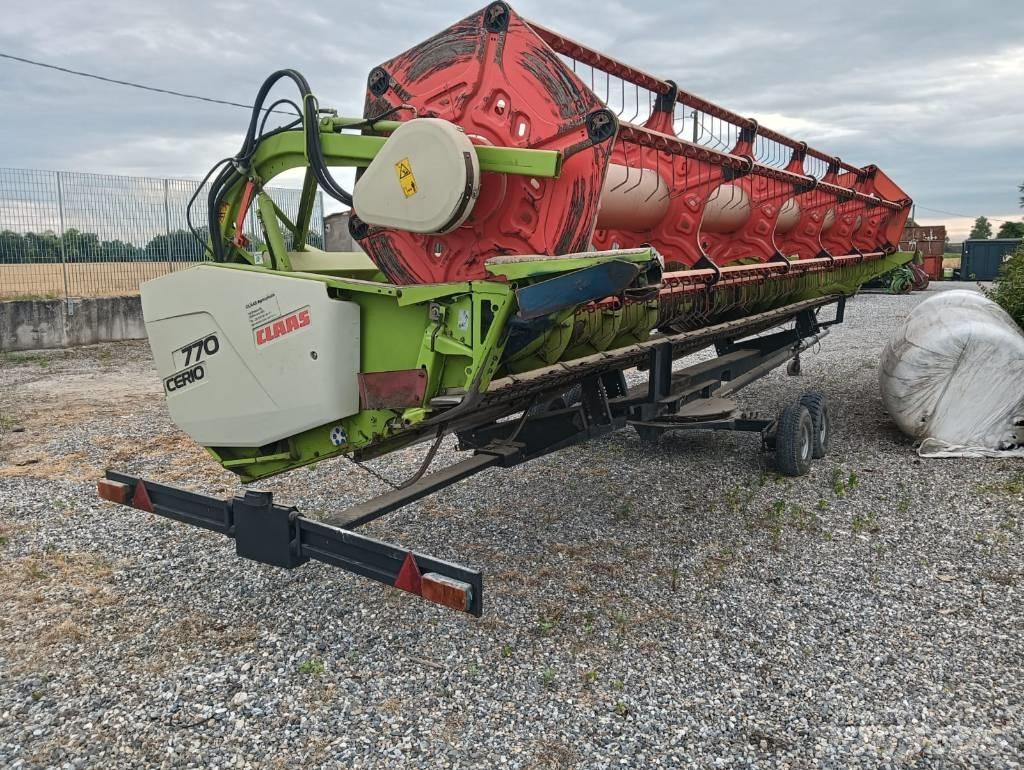 CLAAS CERIO 770 Combine harvester heads
