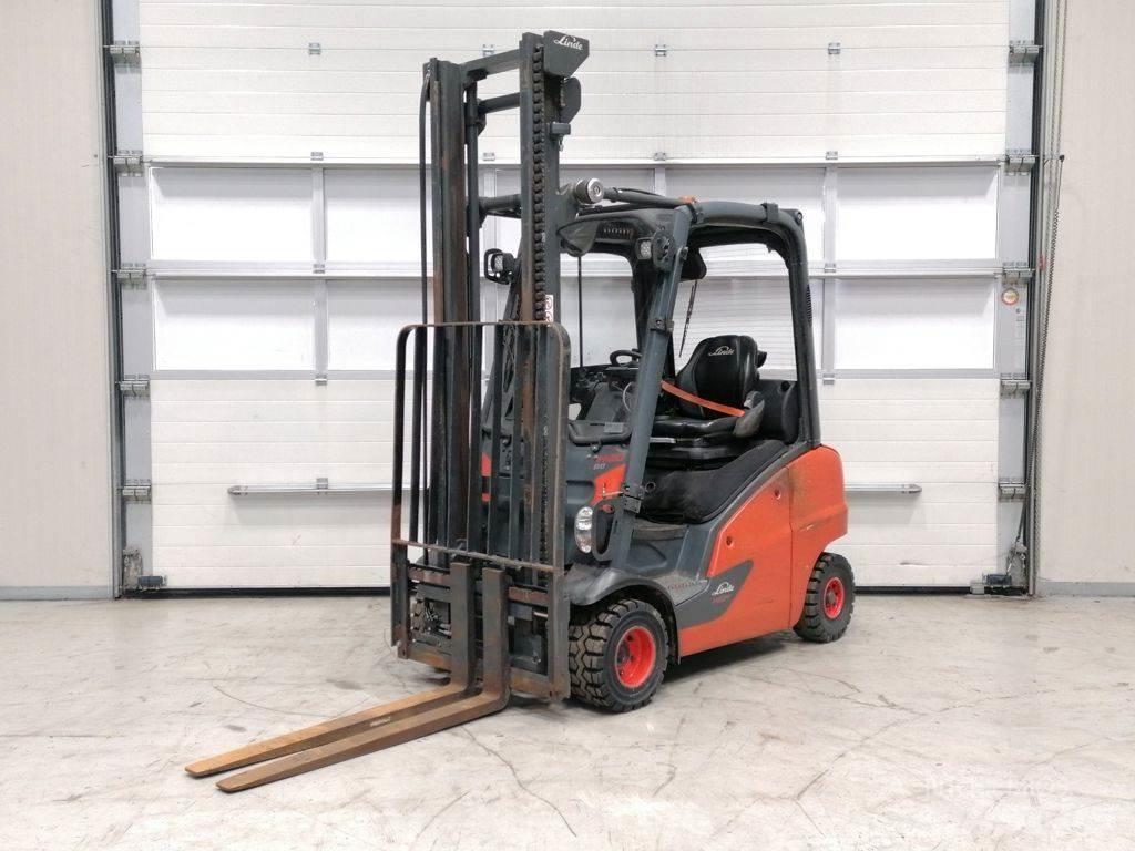 Linde H20D-01 Diesel trucks