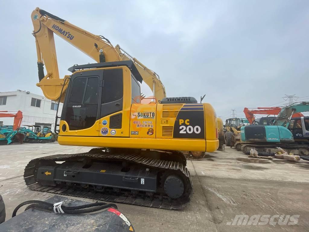 Komatsu PC 200-8 Crawler excavators